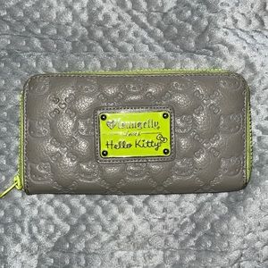 Hello kitty wallet